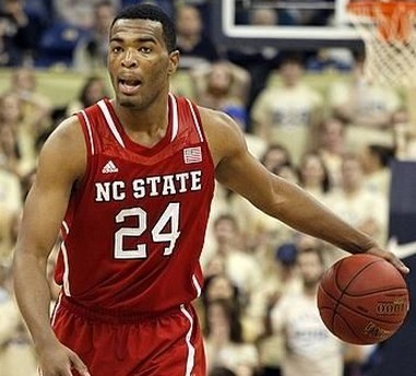 而火箭大战 而火箭大战