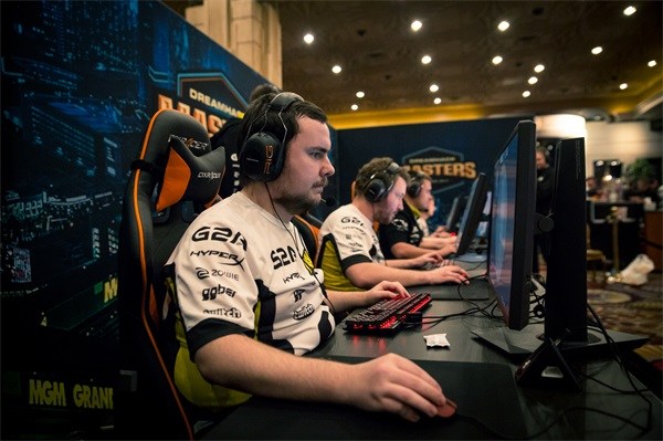 分析英超争 分析英超争